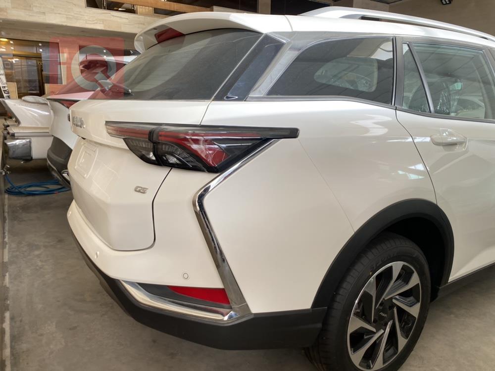 دونج فينج Aeolus Yixuan GS